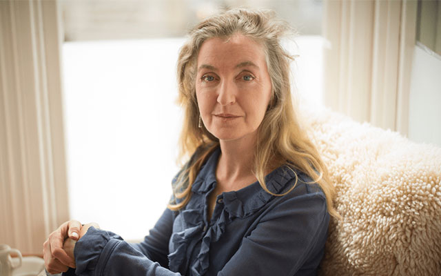 author spotlight rebecca solnit paperback paris