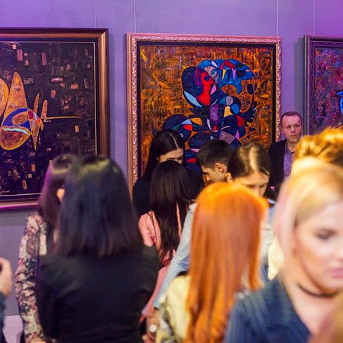 3 Reasons for Emerging Artists to Attend an Art Fair